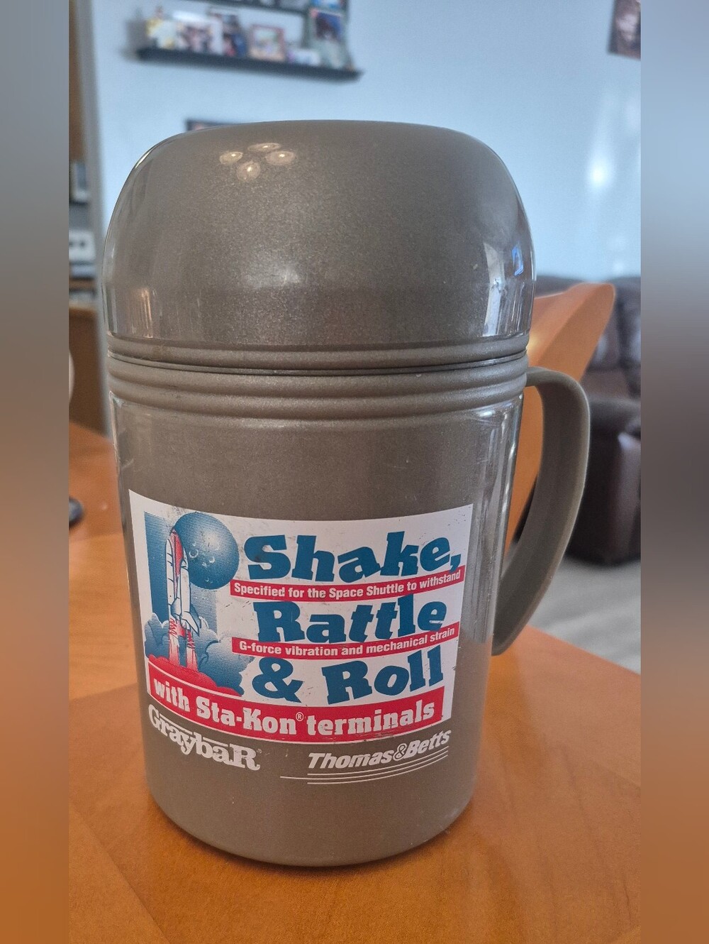 Vintage Aladdin Sta-Kon Thomas & Betts Space Shuttle 17oz Thermos Mug USA